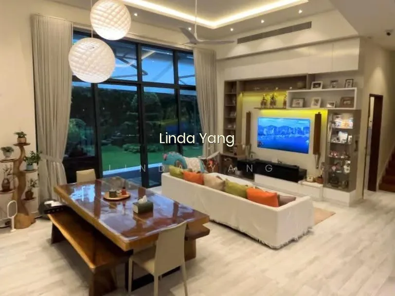 D'Leedon (Former Farrer Court) image 1 of 10