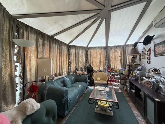 Freehold Classy Bungalow in Upper Bukit Timah on Elevated land photo 6