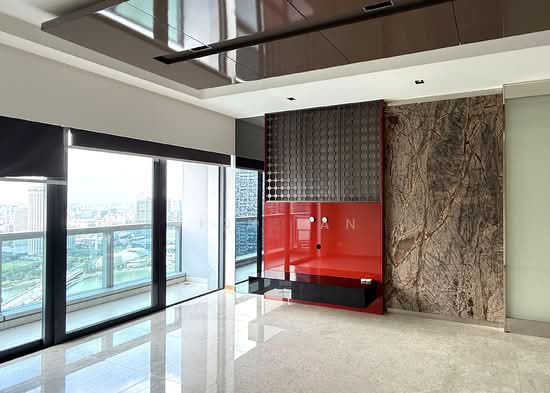 MARINA BAY RESIDENCES