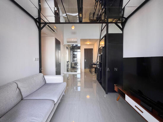 RIVERFRONT RESIDENCES photo 3