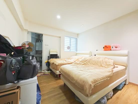 202 MARSILING DRIVE photo 3