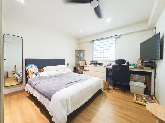 202 MARSILING DRIVE photo 5