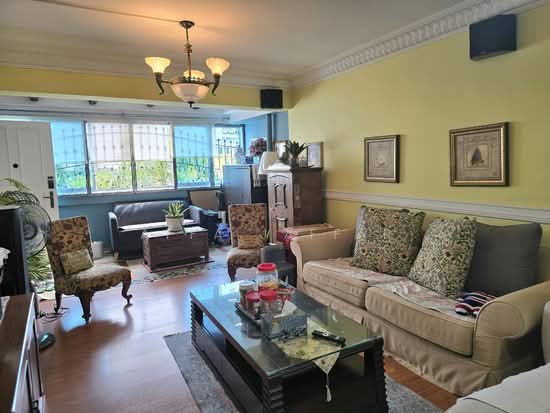 160 TAMPINES STREET 12 photo 3