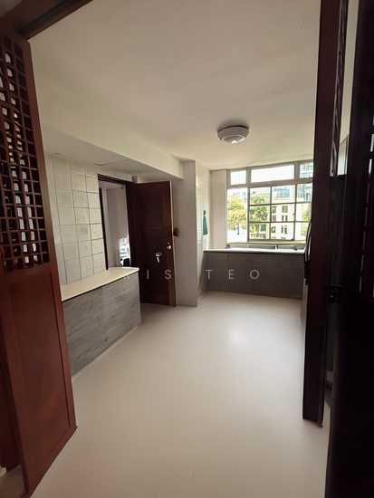 PINETREE CONDOMINIUM photo 2