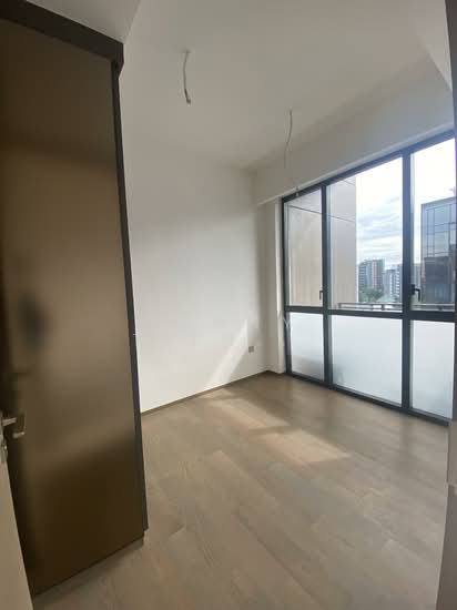 LEEDON GREEN photo 6