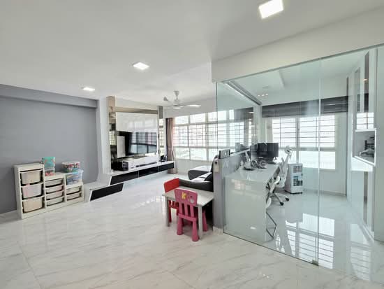 663C PUNGGOL DRIVE image 1 of 10