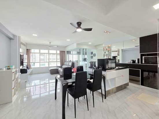 663C PUNGGOL DRIVE photo 4