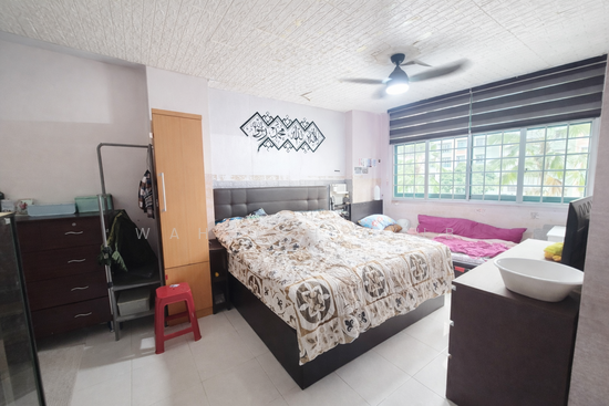 484 SEGAR ROAD photo 4