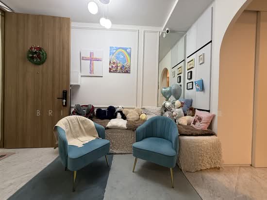 SLOANE RESIDENCES photo 3