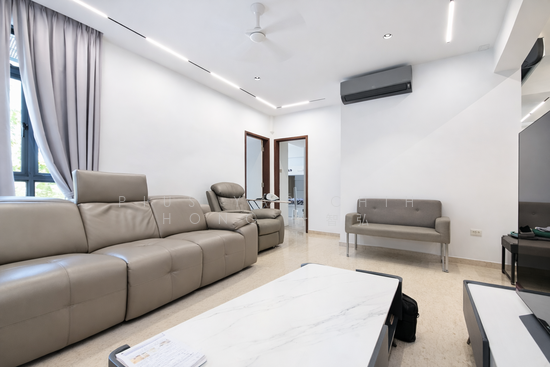 CARISSA PARK CONDOMINIUM photo 2