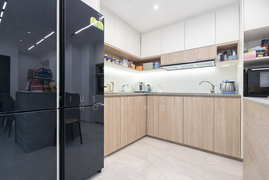 CARISSA PARK CONDOMINIUM photo 5