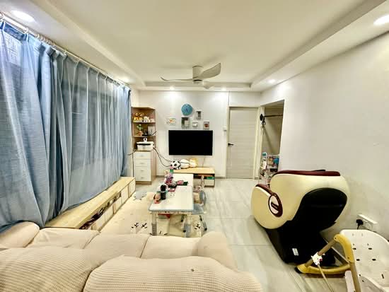 144 LORONG 2 TOA PAYOH image 1 of 10