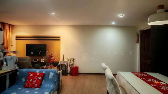 204C COMPASSVALE DRIVE photo 3