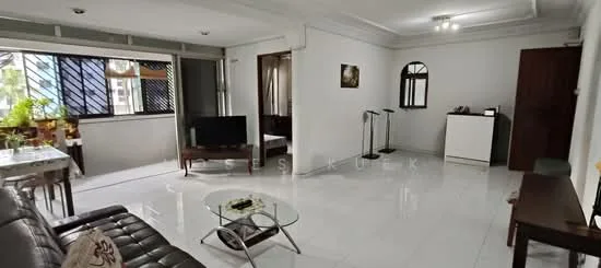 410 Saujana Road image 1 of 8