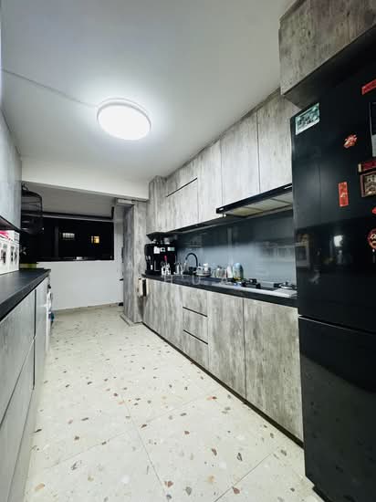 403 WOODLANDS STREET 41 photo 4