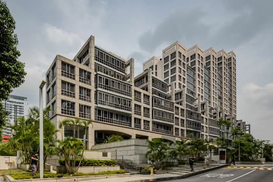 UE SQUARE photo 5