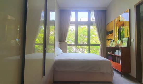 38 JERVOIS