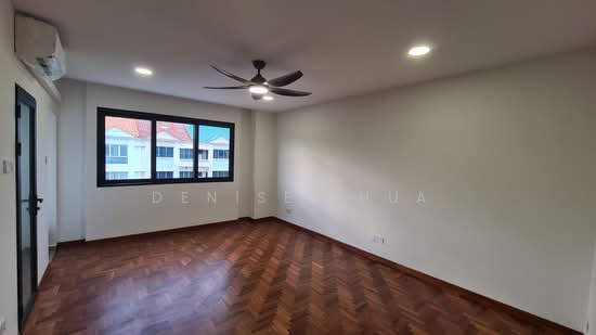 ⚡WONDR HOMES⚡District 16 Freehold 3 Storey 4 Ensuites and 1 Granny Renovated Terrace image 1 of 8