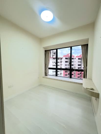 D'Leedon photo 3