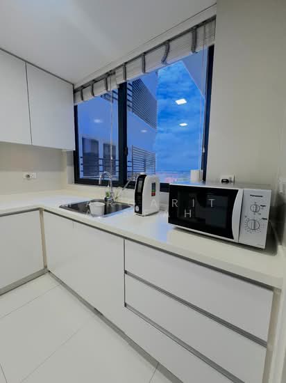 D'Leedon photo 6
