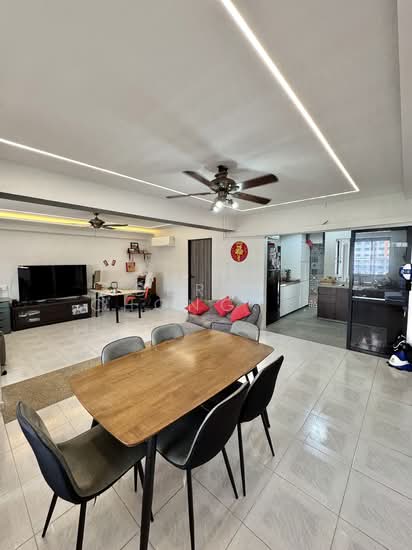 734 JURONG WEST STREET 73 photo 2