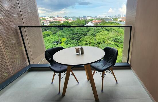 FOURTH AVENUE RESIDENCES photo 3