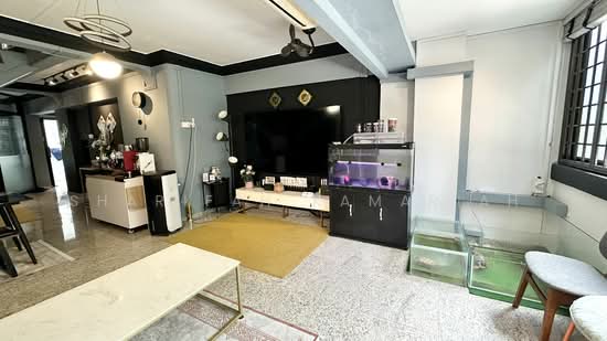 206 CLEMENTI AVENUE 6 photo 3