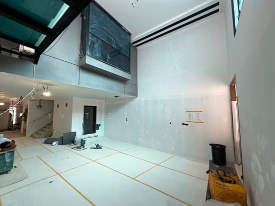 ❤️GIANT⚡️Brand New Listing 4 Lvls Inter-Terrace w Mezzanine, Attic & Lift in Seletar Hills Estate photo 3