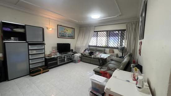 641 ROWELL ROAD image 1 of 8