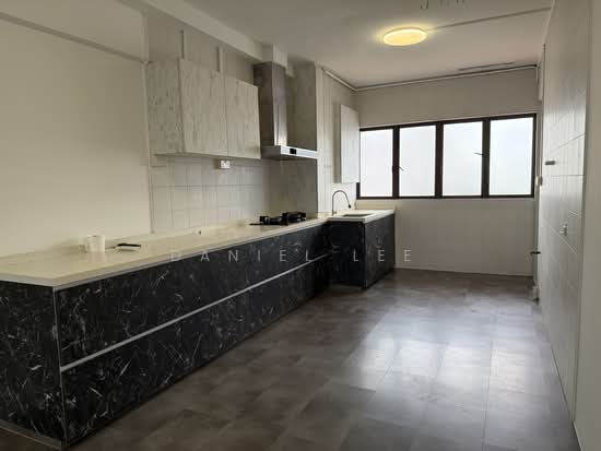 504 ANG MO KIO AVENUE 8 image 1 of 10