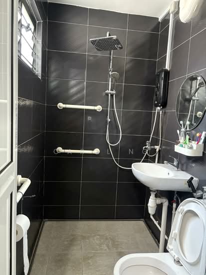 334 WOODLANDS STREET 32 photo 6