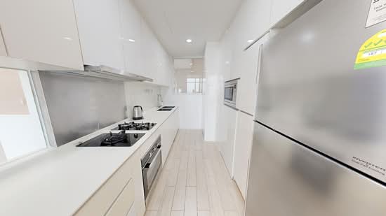 76 SHENTON photo 6