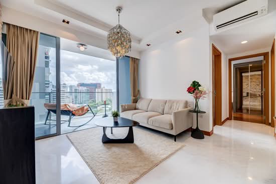 THE SHORE RESIDENCES photo 2
