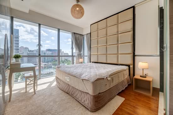 THE SHORE RESIDENCES photo 5