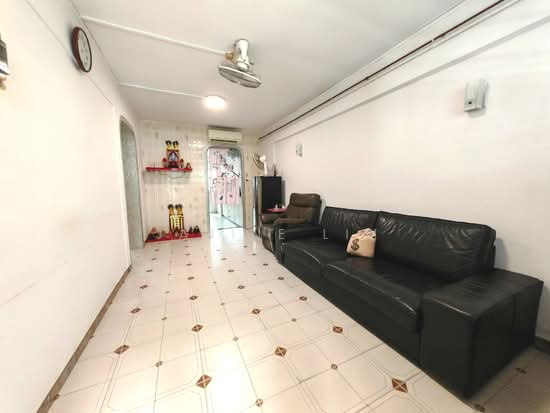624 ANG MO KIO AVENUE 4 image 1 of 9