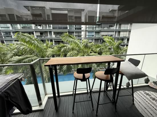 HEDGES PARK CONDOMINIUM photo 3