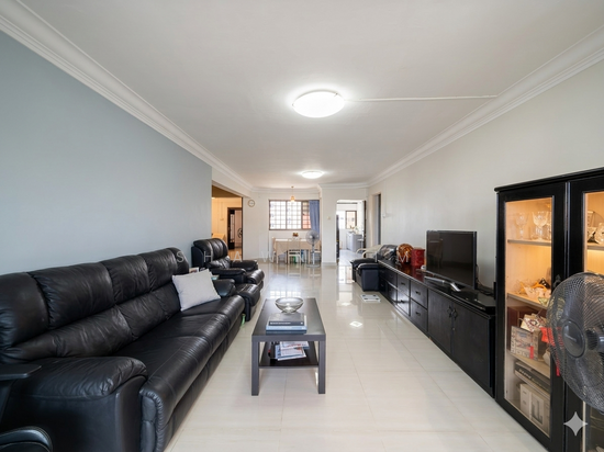 298 TAMPINES STREET 22 photo 3