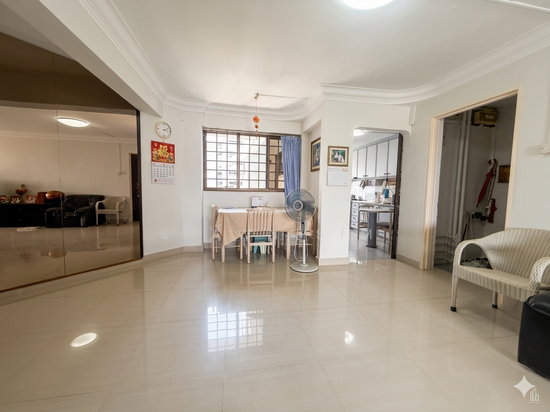 298 TAMPINES STREET 22 photo 4