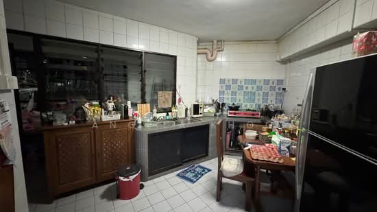 174 LOMPANG ROAD photo 2
