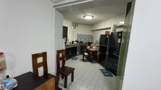 174 LOMPANG ROAD photo 4