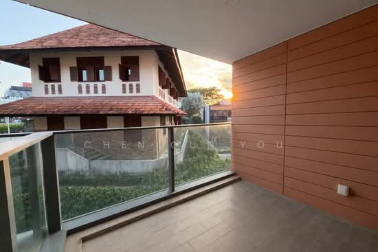 SOPHIA HILLS photo 6