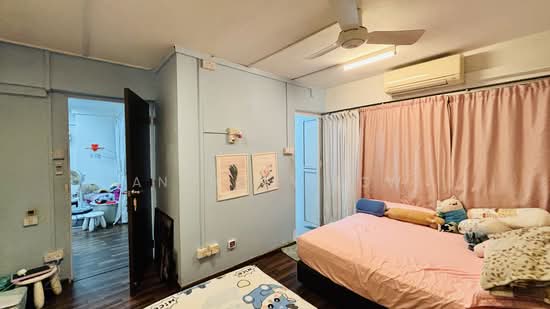 304 WOODLANDS STREET 31 photo 4