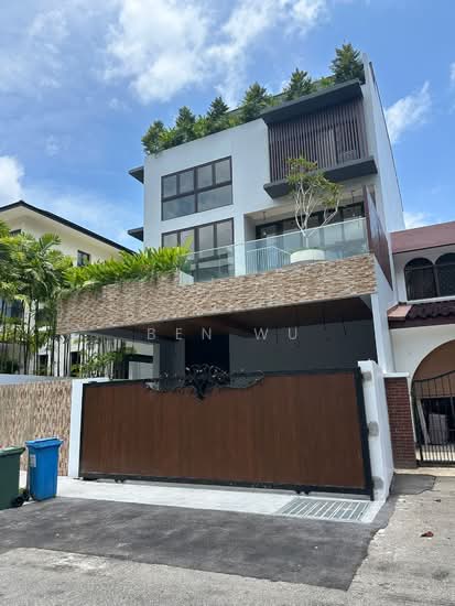 Fernhill Road / Steven’s’ MRT / 1km SCGS