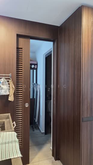 ONE PEARL BANK photo 6