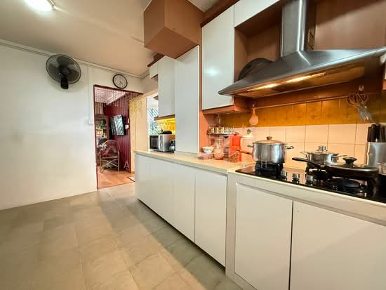 424 PASIR RIS DRIVE 6 photo 3