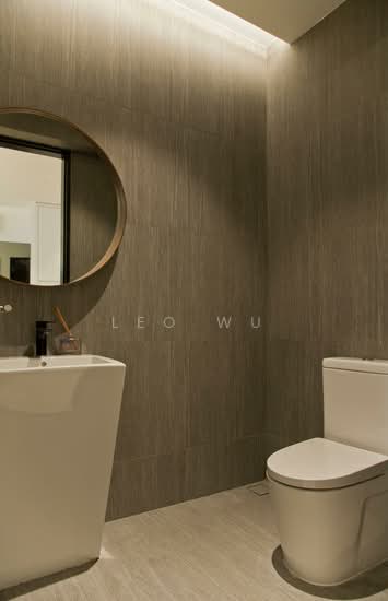LAKEPOINT CONDOMINIUM photo 4