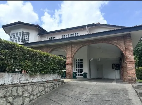 Beautiful Elevated Land Hua Guan Avenue - Redevelopment In Bukit Timah image 1 of 6