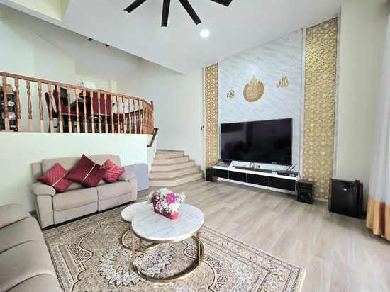 Loyang Villas image 1 of 10