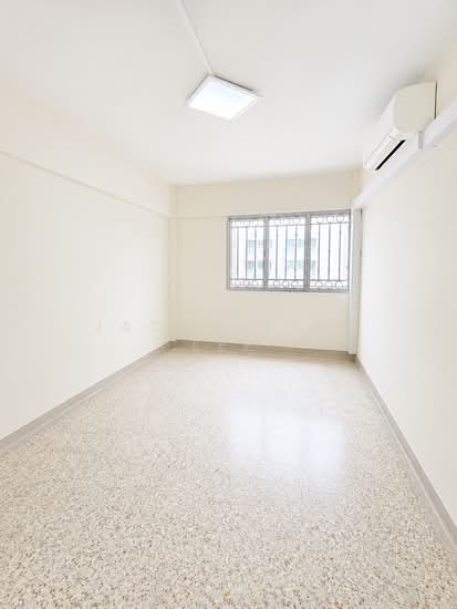 209 ANG MO KIO AVENUE 3 photo 3