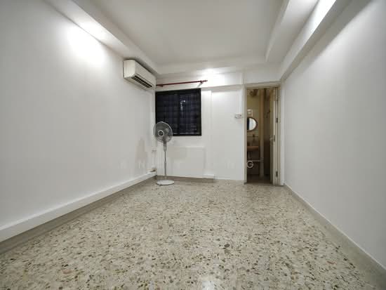 8 SAINT GEORGE'S LANE photo 6